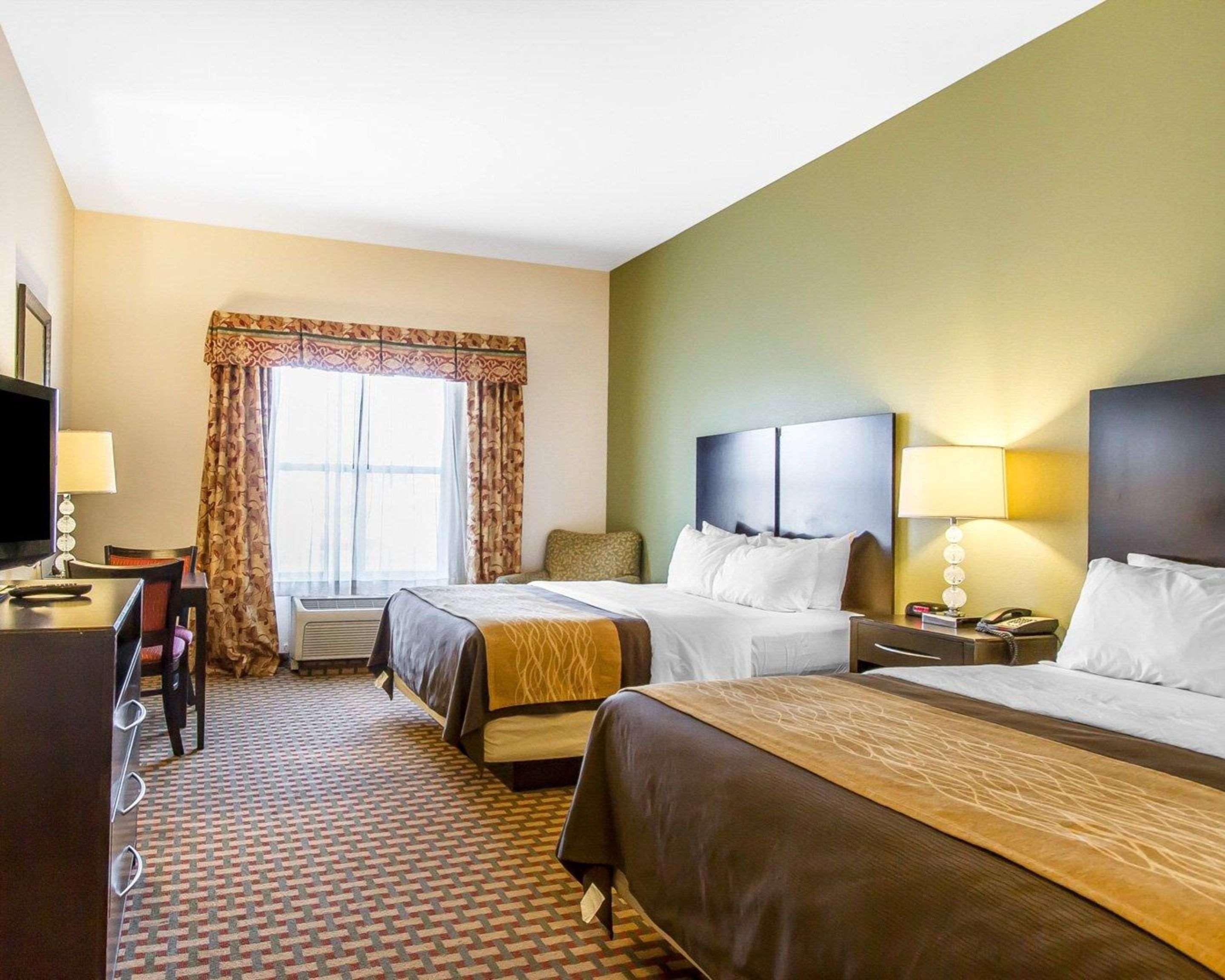 Comfort Inn & Suites Shawnee North Near I-40 Ngoại thất bức ảnh