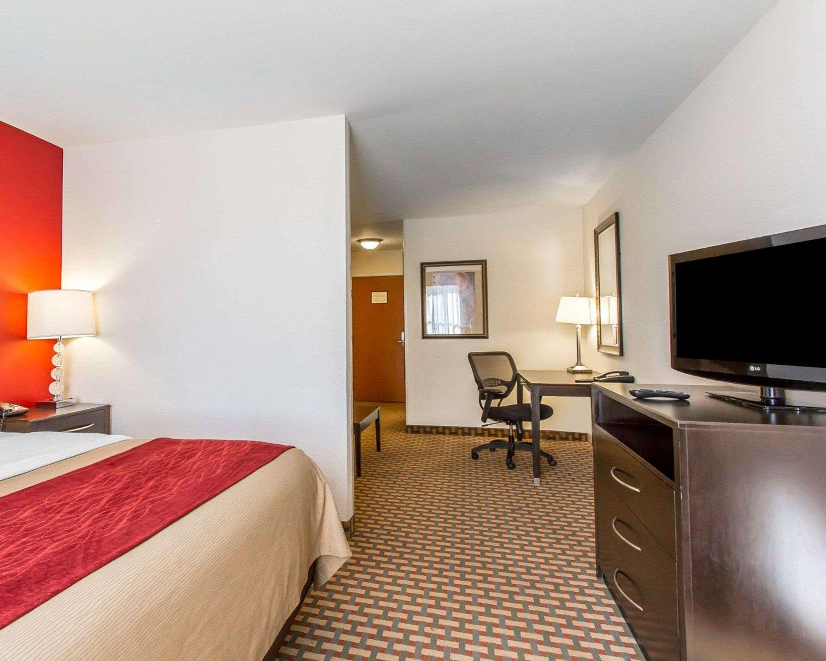 Comfort Inn & Suites Shawnee North Near I-40 Ngoại thất bức ảnh