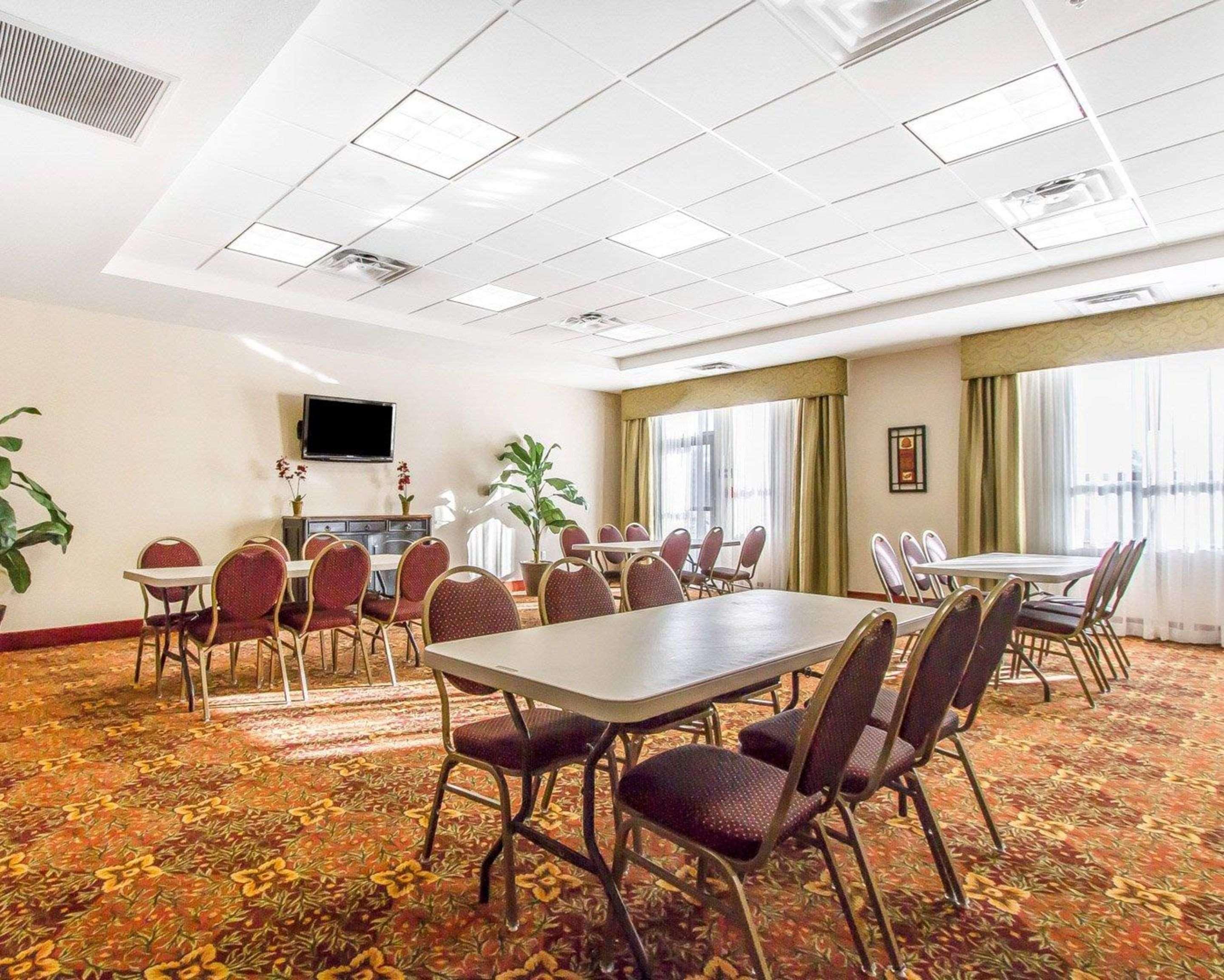 Comfort Inn & Suites Shawnee North Near I-40 Ngoại thất bức ảnh
