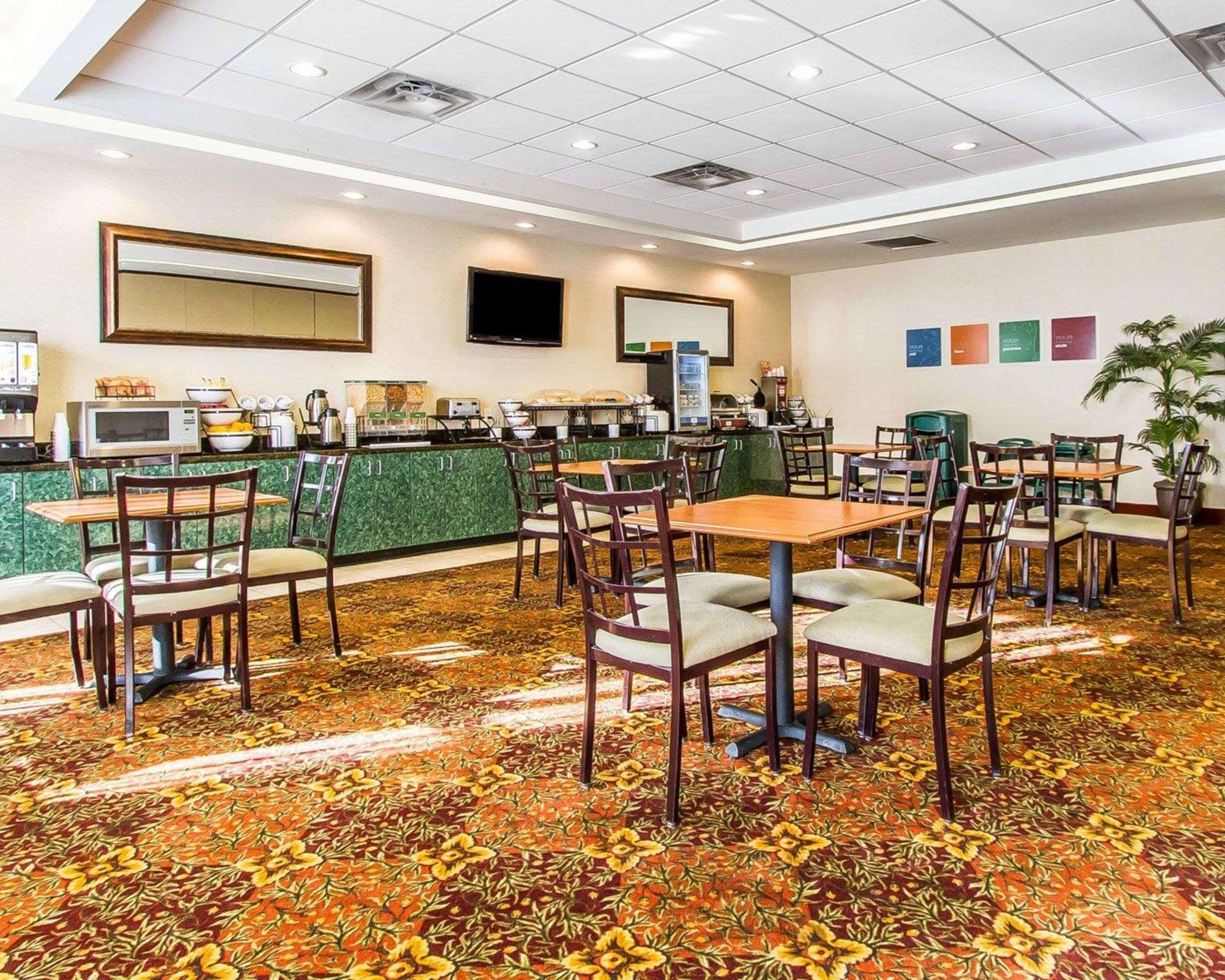 Comfort Inn & Suites Shawnee North Near I-40 Ngoại thất bức ảnh